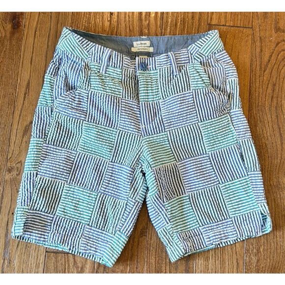 L.L. Bean favorite fit seersucker patchwork Bermuda shorts 4 - Picture 9 of 9
